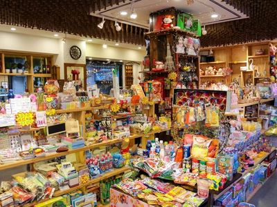 他用10年時間，打造佛山人的解憂雜貨鋪，每當過節我總偷偷去逛一逛